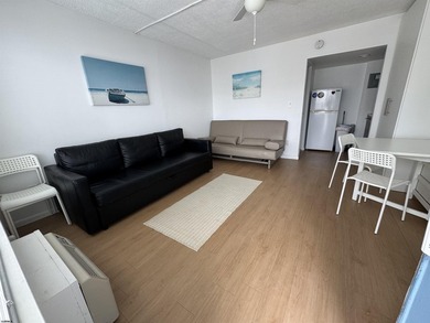 Beach block studio at Seashore Club Condominiums, where the - photo 4