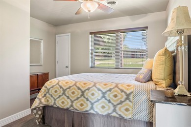 FULLY FURNISHED LAKEFRONT HOME!! Experience elevated lakefront - photo 25