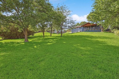 FULLY FURNISHED LAKEFRONT HOME!! Experience elevated lakefront - photo 34