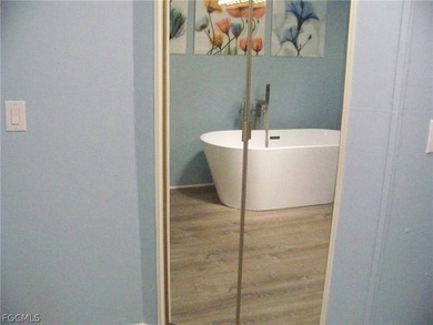 REDUCED $12,000!!! This is a very LARGE home with a great - photo 41