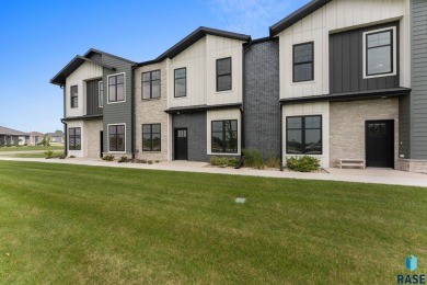Lake Home For Sale in Sioux Falls, South Dakota
