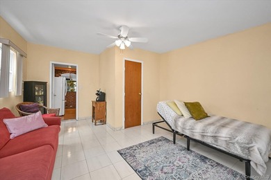 Bright, Sun-Filled Semi-Detached Colonial in Prime Northwest - photo 10