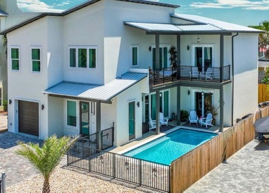NO HOA - Built to Last - Walk to the Beach - Furnished & Rental - photo 1