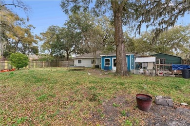 Recently updated to include new vinyl plank flooring and paint! - photo 23