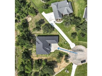 Welcome home to this stunning modern ranch-style residence in - photo 31