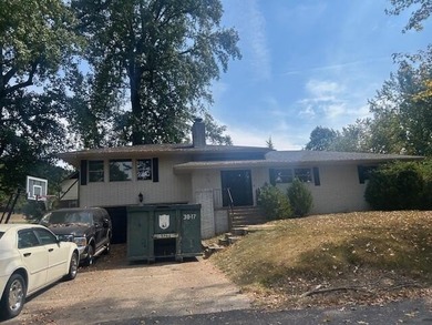 Lake Peewee Home For Sale in Madisonville Kentucky