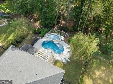 Beautiful 4BR/2.5BA home with a SALTWATER POOL on a GOLF COURSE