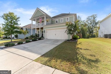 Beautiful 4BR/2.5BA home with a SALTWATER POOL on a GOLF COURSE