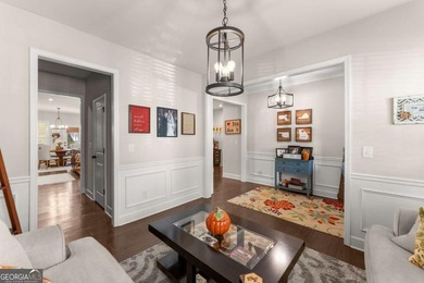 Beautiful 4BR/2.5BA home with a SALTWATER POOL on a GOLF COURSE