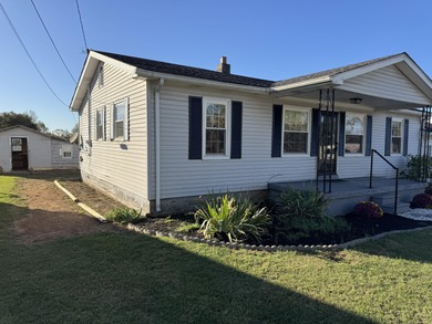 Lake Cumberland Home Sale Pending in Monticello Kentucky