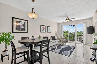 Stunning 2BR/2BA deluxe condo in the heart of SE Boca! Nestled - photo 7