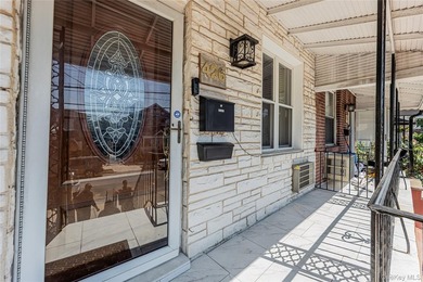 Charming Throggs Neck Multi-Generational Home - Endless - photo 21