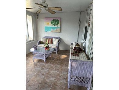 New roof 2023! Sought after 2 bedroom plus 190 square foot - photo 23