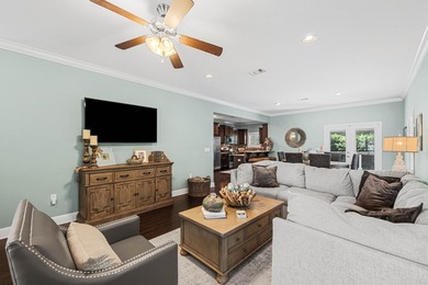 In the heart of Inlet Beach, this fully furnished 3-bedroom, 2 - photo 8