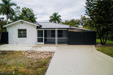 Caloosahatchee River Home For Sale in North Fort Myers Florida