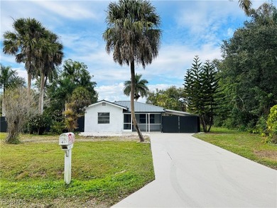 This beautiful home features 2 bedrooms and 1.5 bathrooms. It - photo 8