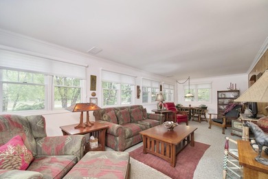 One of the special ones. Incredible charm, sought after private - photo 16