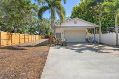 Under contract-accepting backup offers. High & Dry, no flood - photo 19