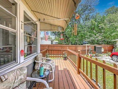 CLASSIC UPDATED FORTIES COTTAGE WITH 2 beds, 1 bath and 1 car - photo 22