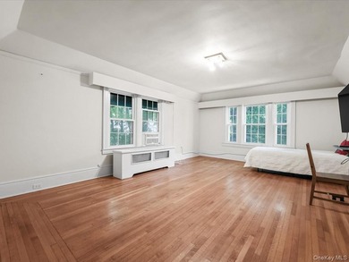 Classic Century-Old English Tudor | Coveted Beacon Hill Location - photo 23