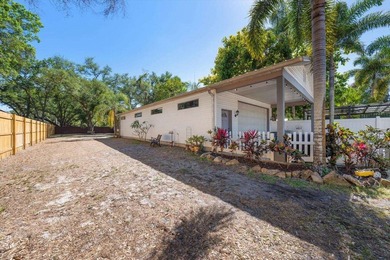 Under contract-accepting backup offers. High & Dry, no flood - photo 26