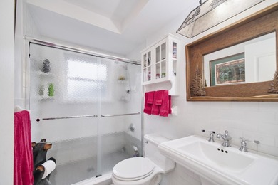One of the special ones. Incredible charm, sought after private - photo 33
