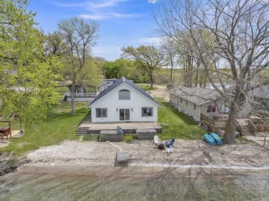 Come check out your sweet Big Spirit Lake getaway! This home is - photo 36