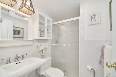 One of the special ones. Incredible charm, sought after private - photo 46
