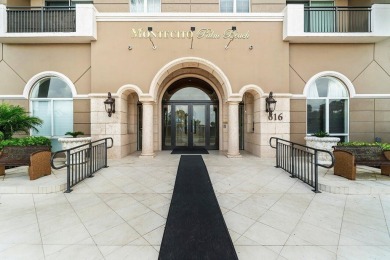 Lake Condo For Sale in West Palm Beach, Florida