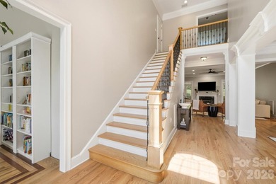 There are homes that impress... and then there are homes that - photo 10