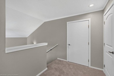 This beautiful 3 bedroom 2 bath garden home located in the - photo 28