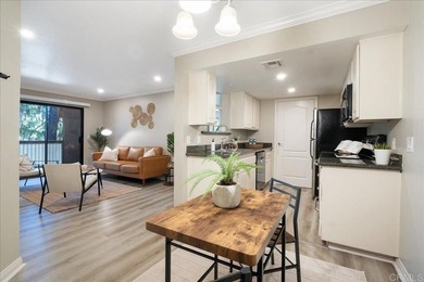 Move-in-ready 1-bedroom, 1-bathroom condo located in the - photo 7