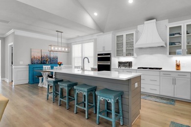Wake up to peaceful lake views in this beautifully upgraded Twin - photo 8