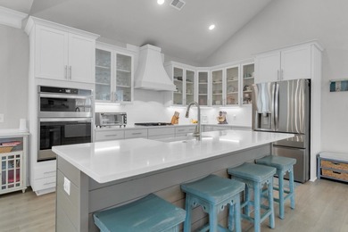 Wake up to peaceful lake views in this beautifully upgraded Twin - photo 9