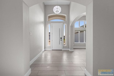 Perfectly located four bedroom, 3 bath custom home located in - photo 2