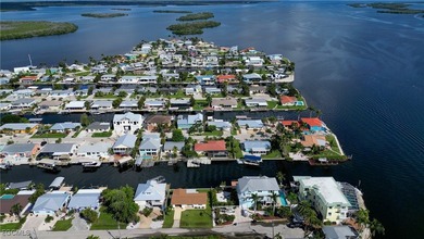 Perfect Opportunity to Customize a Well Built Matlacha Home! - photo 6