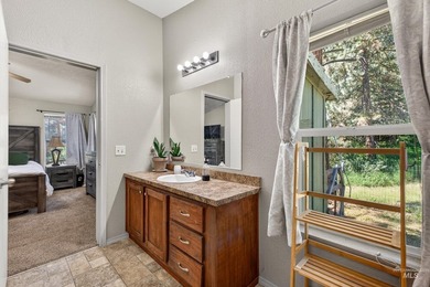 Charming and affordable single-level home in the heart of - photo 19