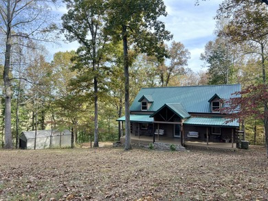 Lake Cumberland Home For Sale in Jamestown Kentucky