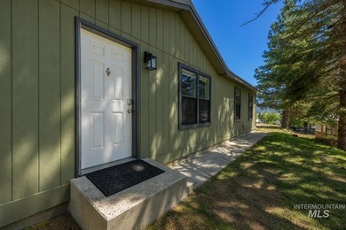 Charming and affordable single-level home in the heart of - photo 35