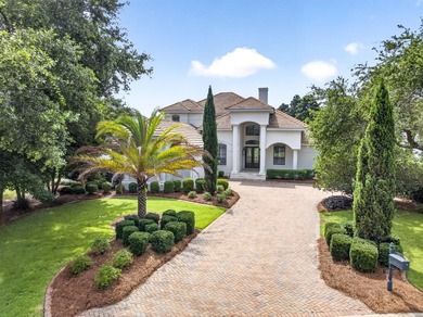 Luxury 4BR/4BA golf course home with lake views in the gated - photo 1