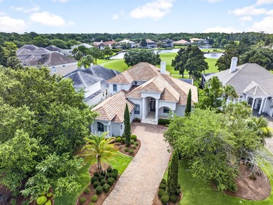 Luxury 4BR/4BA golf course home with lake views in the gated - photo 2