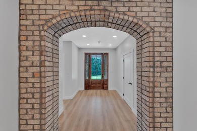 Stunning 2023 Four-Bedroom Property with Exceptional Amenities - photo 9