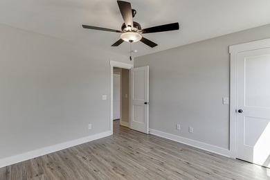 BEST VALUE IN THE COMMUNITY & BEAUTIFUL FLAT 1 ACRE LOT! - photo 8