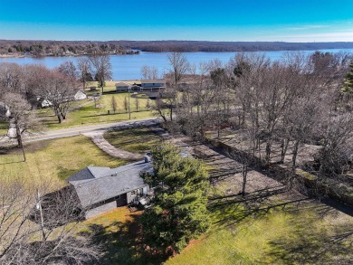 Lake Home Sale Pending in Westerville, Ohio