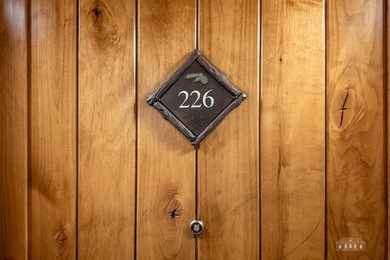 Deluxe one bedroom, one and a half bath,1024 Sq.ft., suite 226 - photo 2