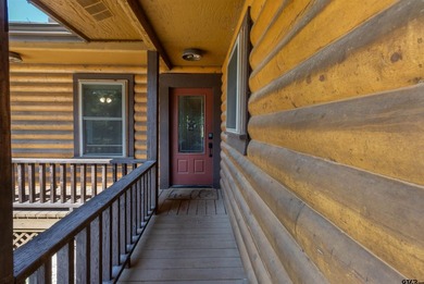 Escape to your own East Texas retreat with this beautifully - photo 2