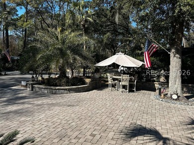 Marvelous opportunity to own a large, immaculate paver lot in - photo 5
