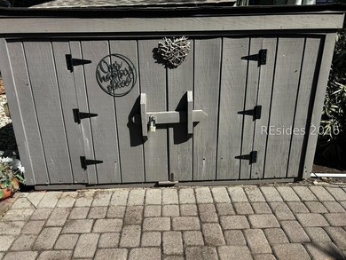 Marvelous opportunity to own a large, immaculate paver lot in - photo 7