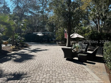 Marvelous opportunity to own a large, immaculate paver lot in - photo 8