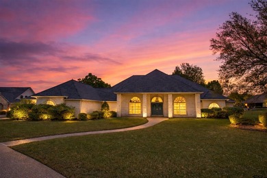 New home on the golf course? Yes, please! This spacious home - photo 1
